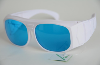 激光防護鏡的鏡片顏色可以隨意選擇嗎？